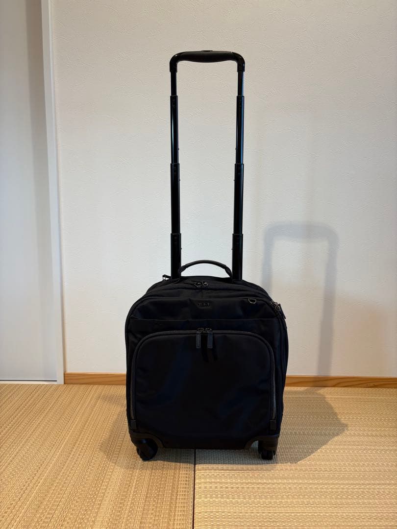 TUMI Voyageur 4輪キャスターキャリーバッグ