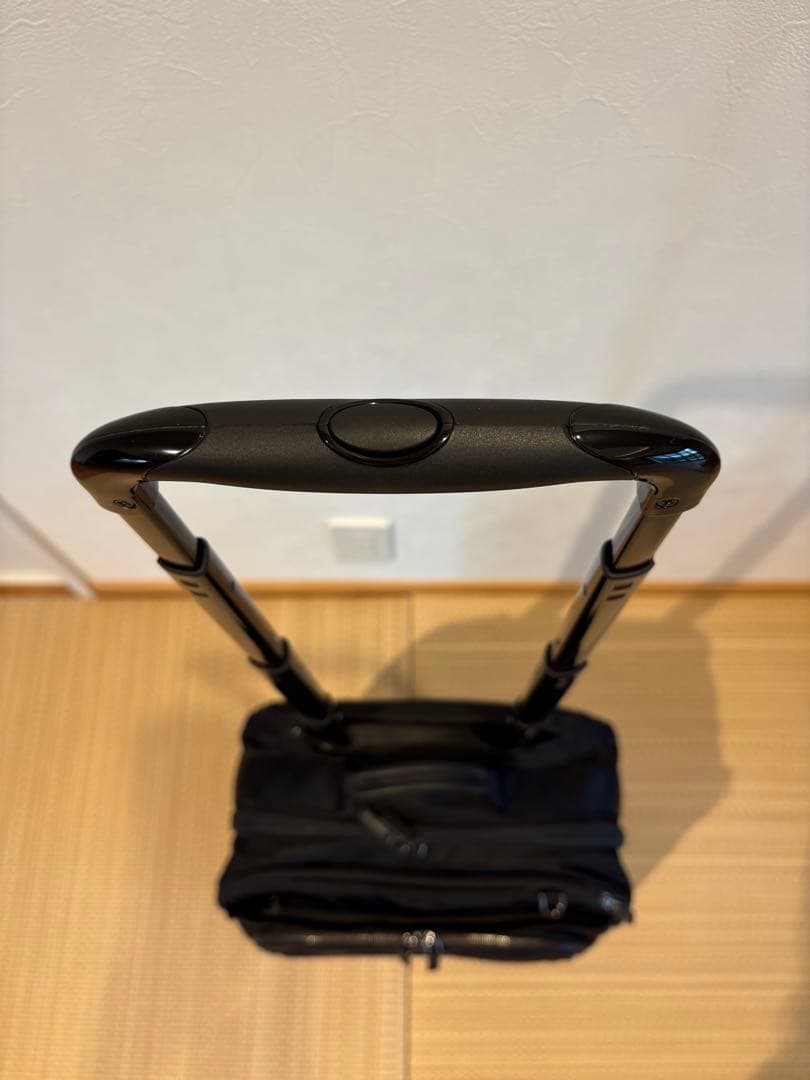 TUMI Voyageur 4輪キャスターキャリーバッグ