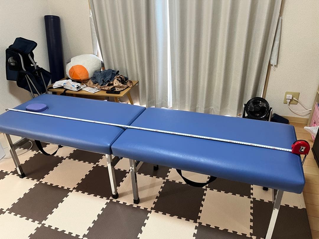 高田製作所　折りたたみ 治療用 ベッド 有孔　ブルー