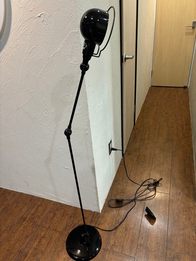 ＫＭ　1950 ジェルデ　ブラック フロアスタンド ランプ