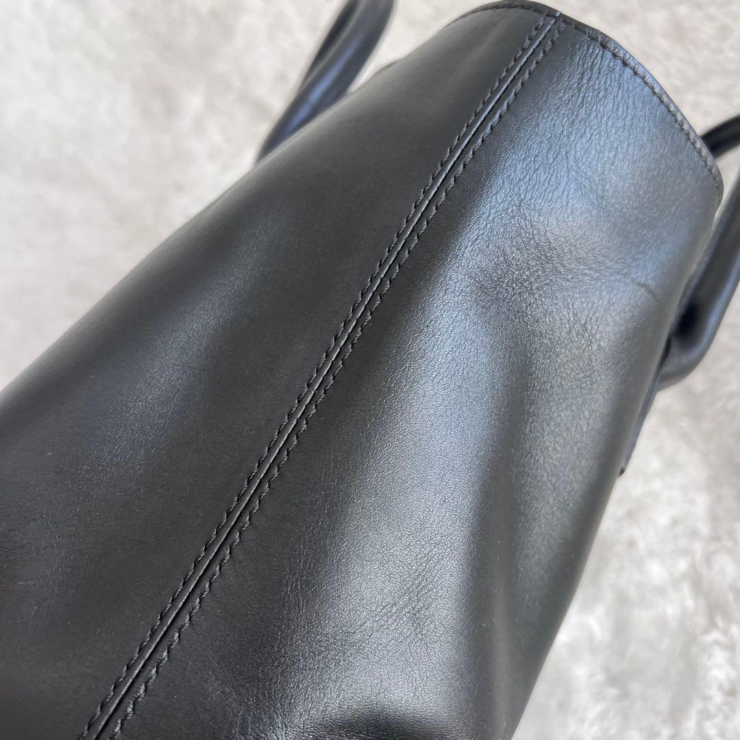 極美品 HIROFU ブラック レザートートバッグ　自立