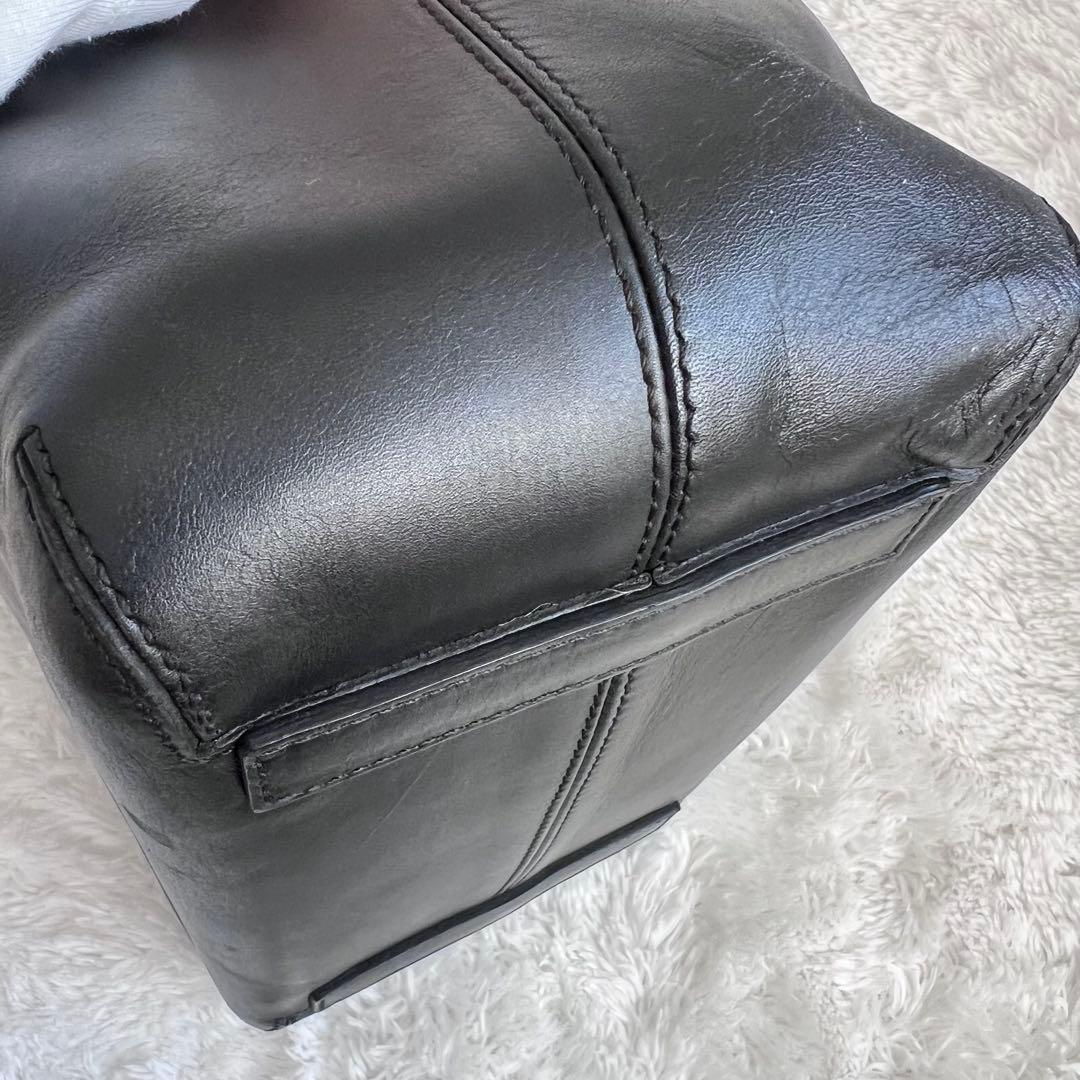 極美品 HIROFU ブラック レザートートバッグ　自立
