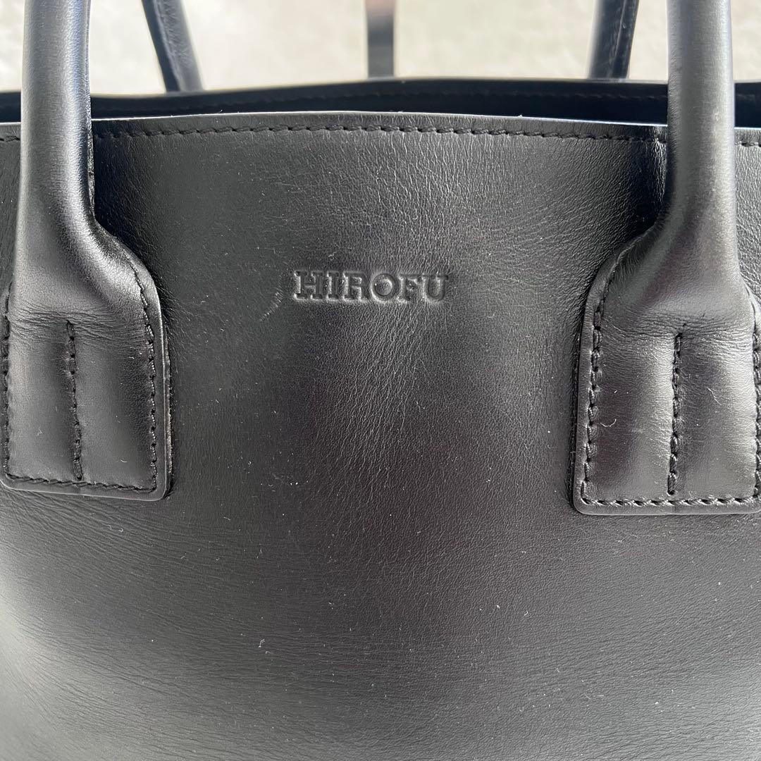 極美品 HIROFU ブラック レザートートバッグ　自立