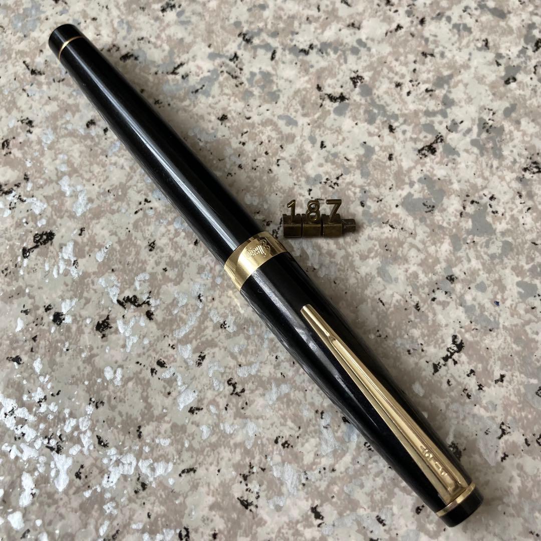 #187 オーバーホール済み 万年筆 PILOT Elite ロング18k