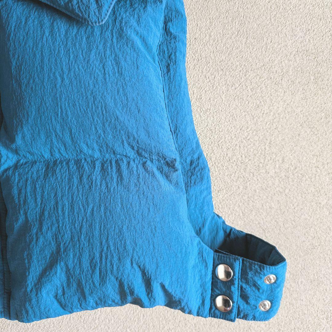 UN3D. ターコイズ 青 キルティングダウンベスト Wジッパー フード付