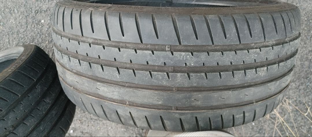 19インチ 225/35/19　ハンコックラウフェン　２本　山あり