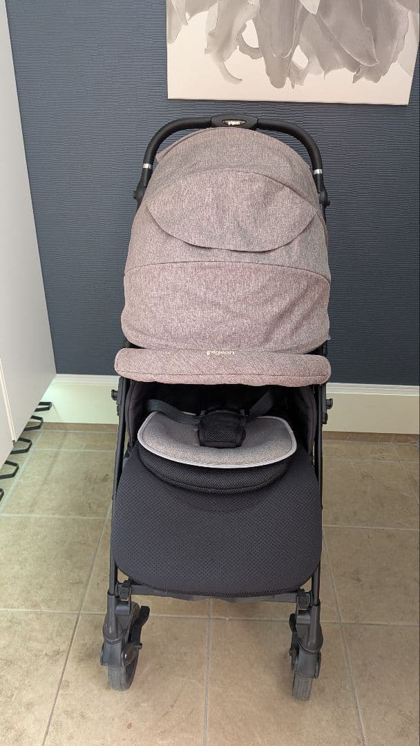【美品】2023モデル Pigeon ランフィリノン7　RB3L　A型ベビーカー