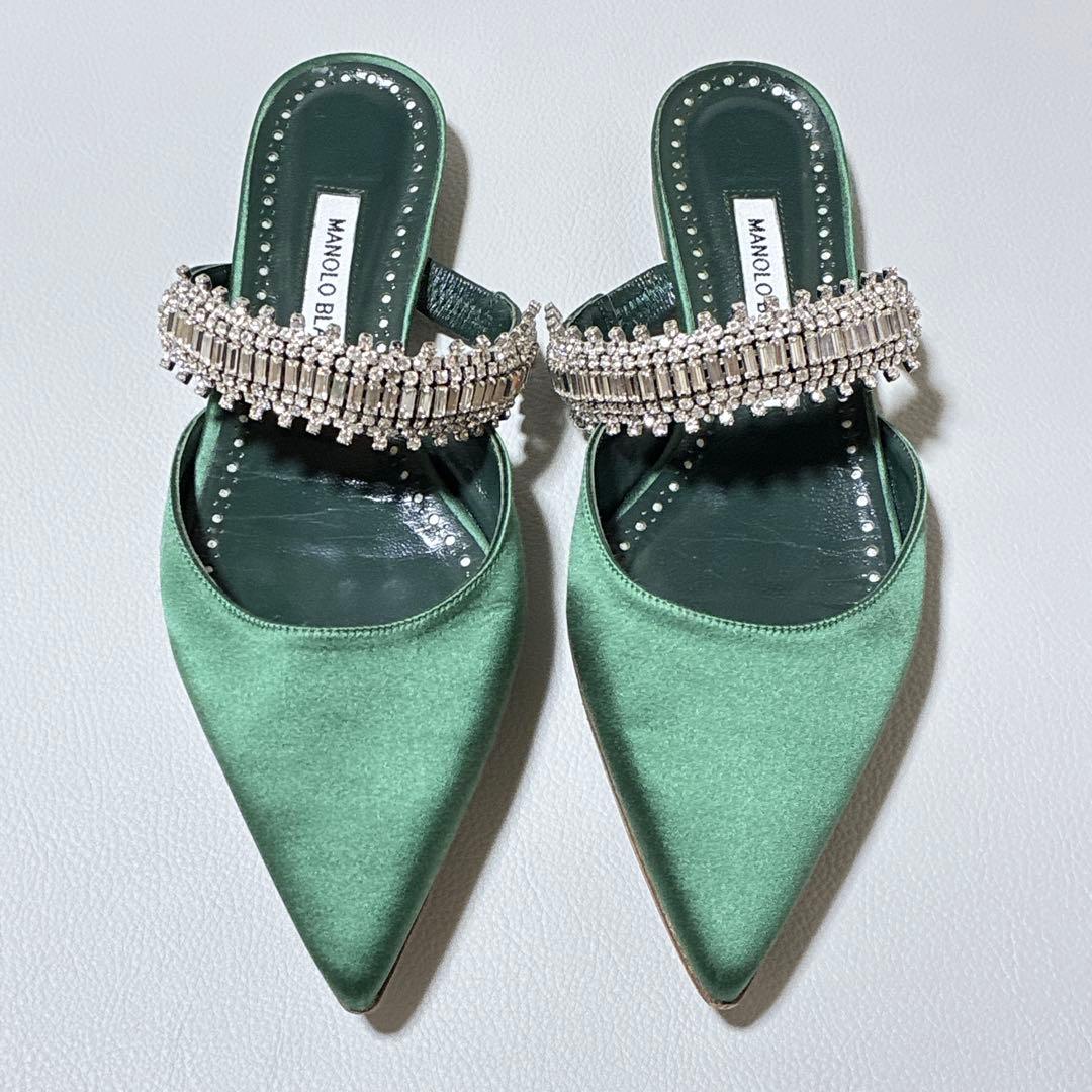 MANOLOBLAHNIK マノロブラニク クリスタル フラット パンプス 37