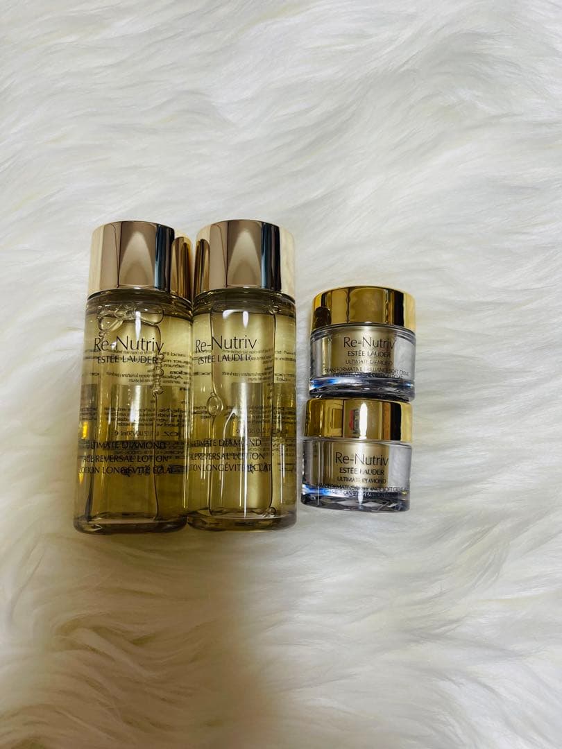 ファンデーション ESTEE LAUDER Re-Nutriv