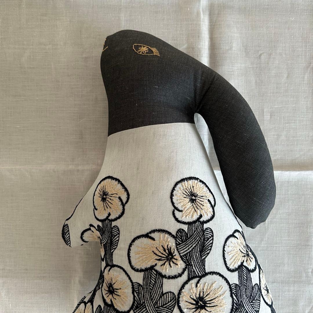 【新品未使用】ミナペルホネン　ウサギクッション　 hanakaze