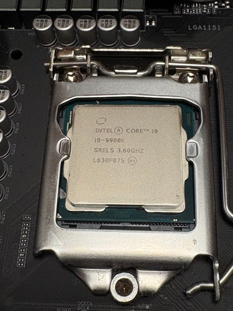 ギガバイト Z390 ELITE + i9 9900K +m.2SSD 1T