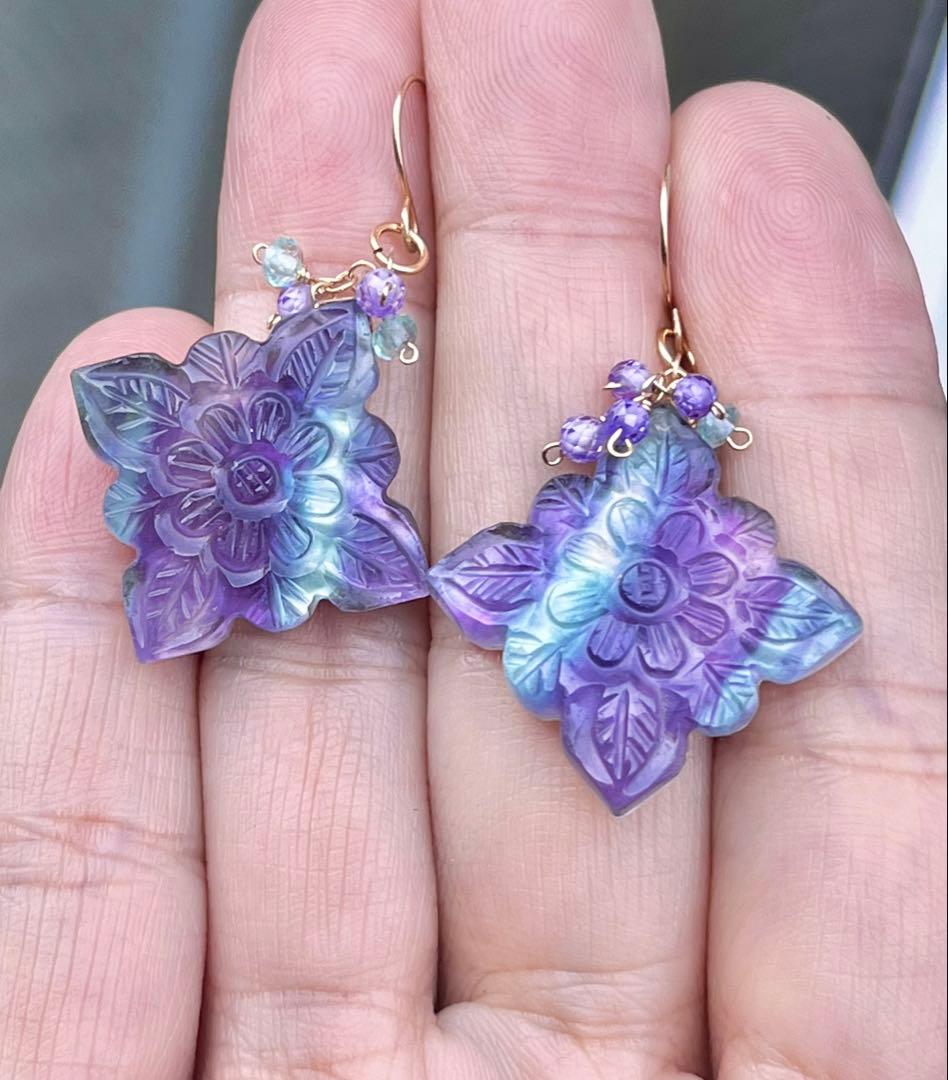 じばにゃん様ご予約品ですプルームアゲートオーロラskyタブレット