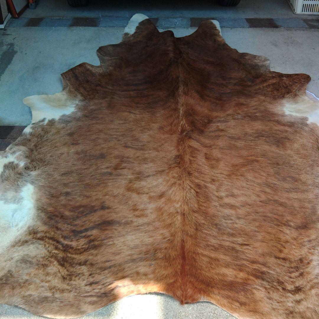 レザー　ラグ　敷物　ハラコ