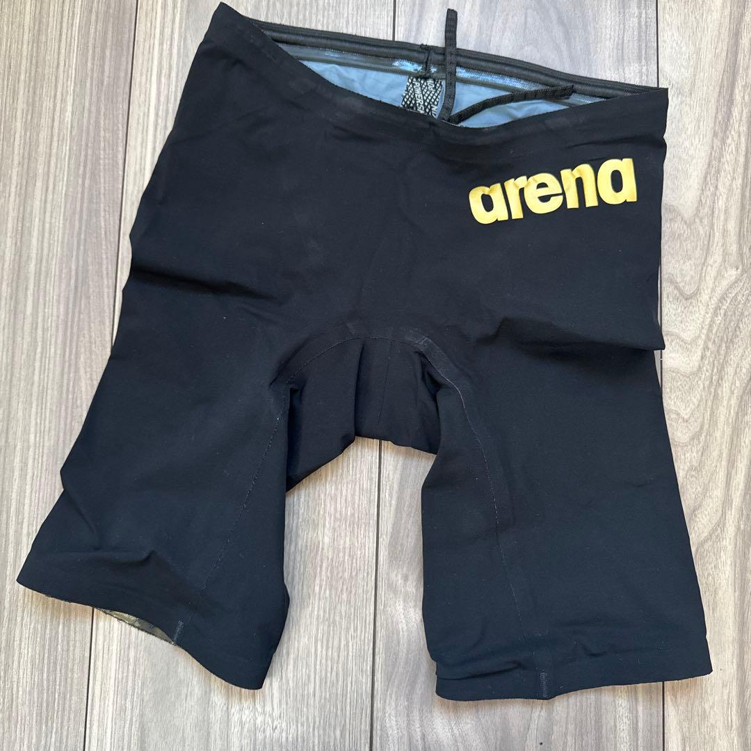 269.【美品】arena♡パワースキン　カーボンエア2♡メンズS 高速水着