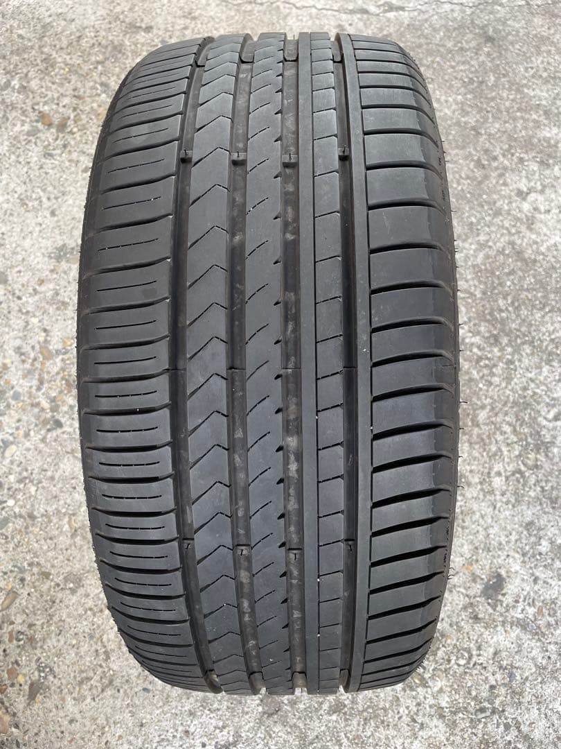 255/35R20 バリ溝 20インチ タイヤ 4本セットWINRUN R330