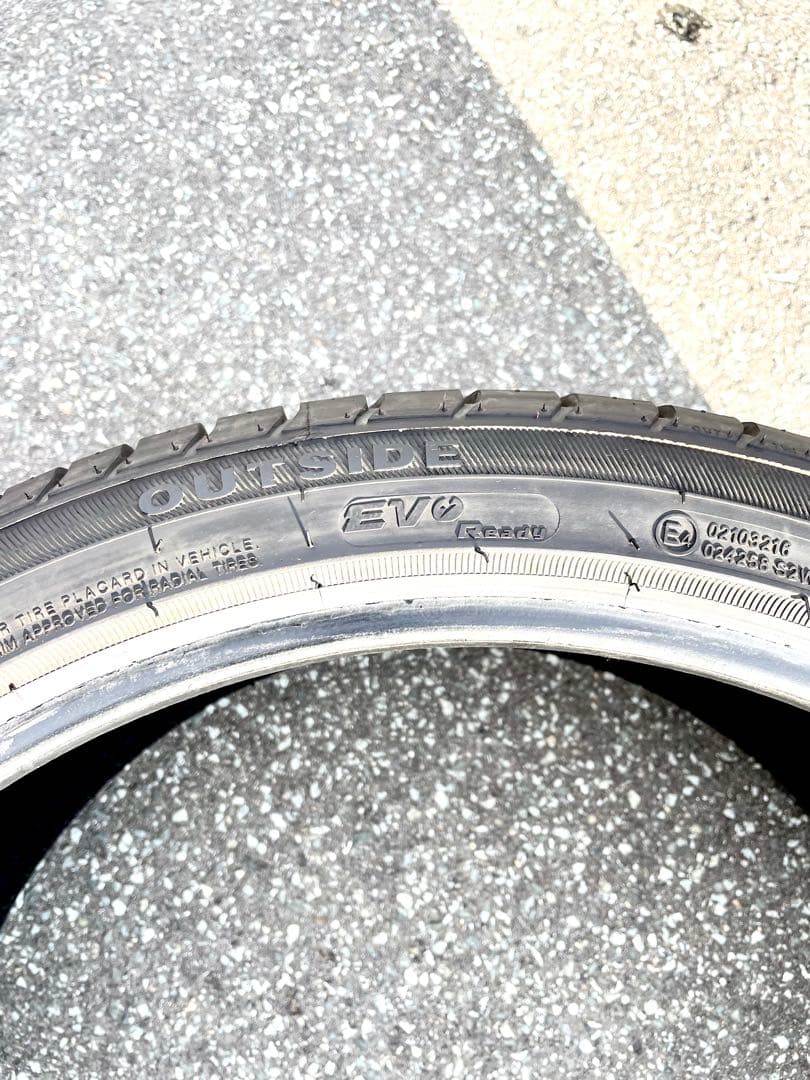 255/35R20 バリ溝 20インチ タイヤ 4本セットWINRUN R330