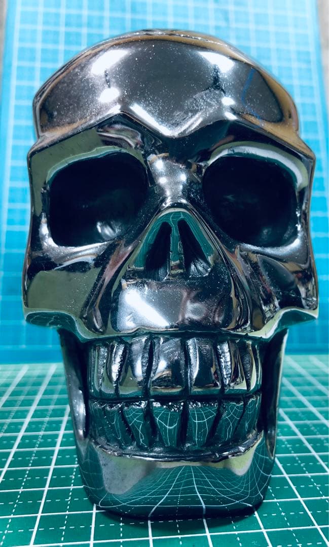 テラヘルツ　ドクロ置物約1.1kg