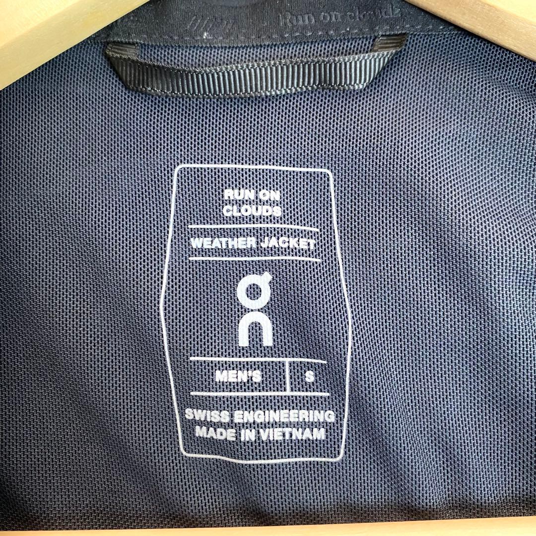 On run on clouds weather jacket ブラック　M相当
