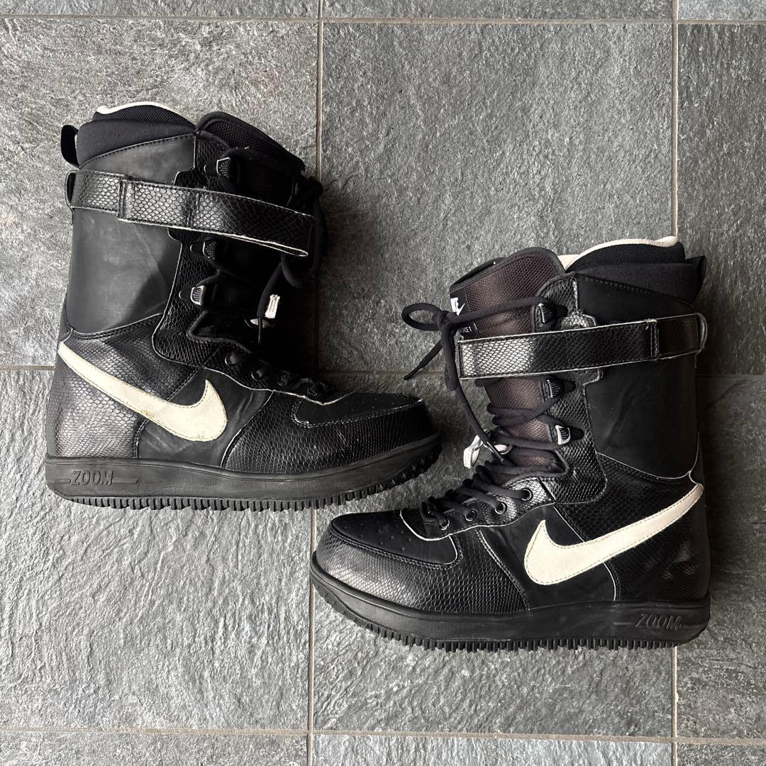 Nike スノーボードブーツ ブラック/ホワイト