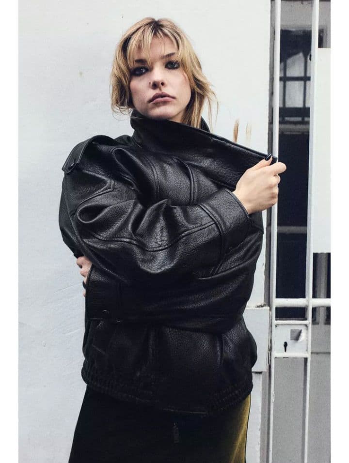 完売品 ZARA フェイクレザージャケット ブラック L 希少サイズ