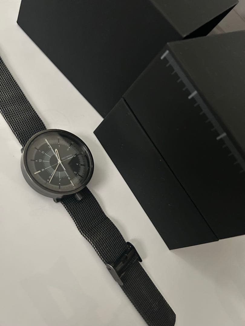 ISSEI MIYAKE 腕時計　一時お値下げ中