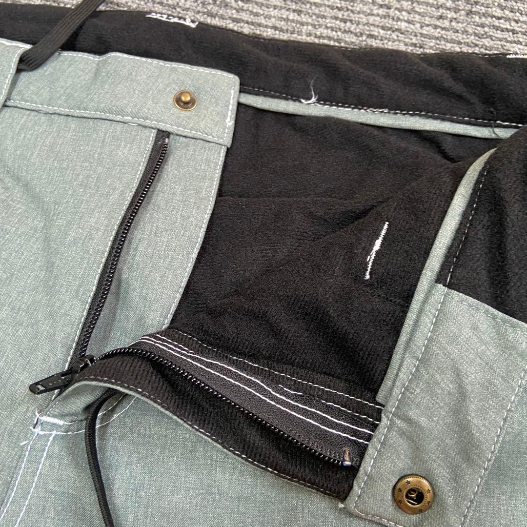 新品・未使用⭐️WACON ワコン　スノボウェア　スキーウェア　上下セット　L