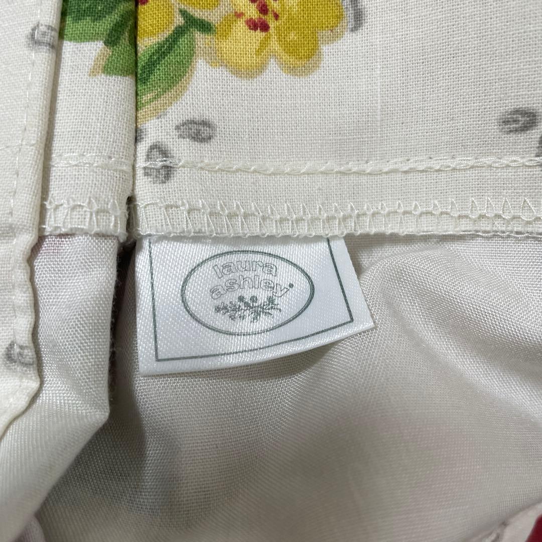 ローラアシュレイカーテン二枚　おりちゃん