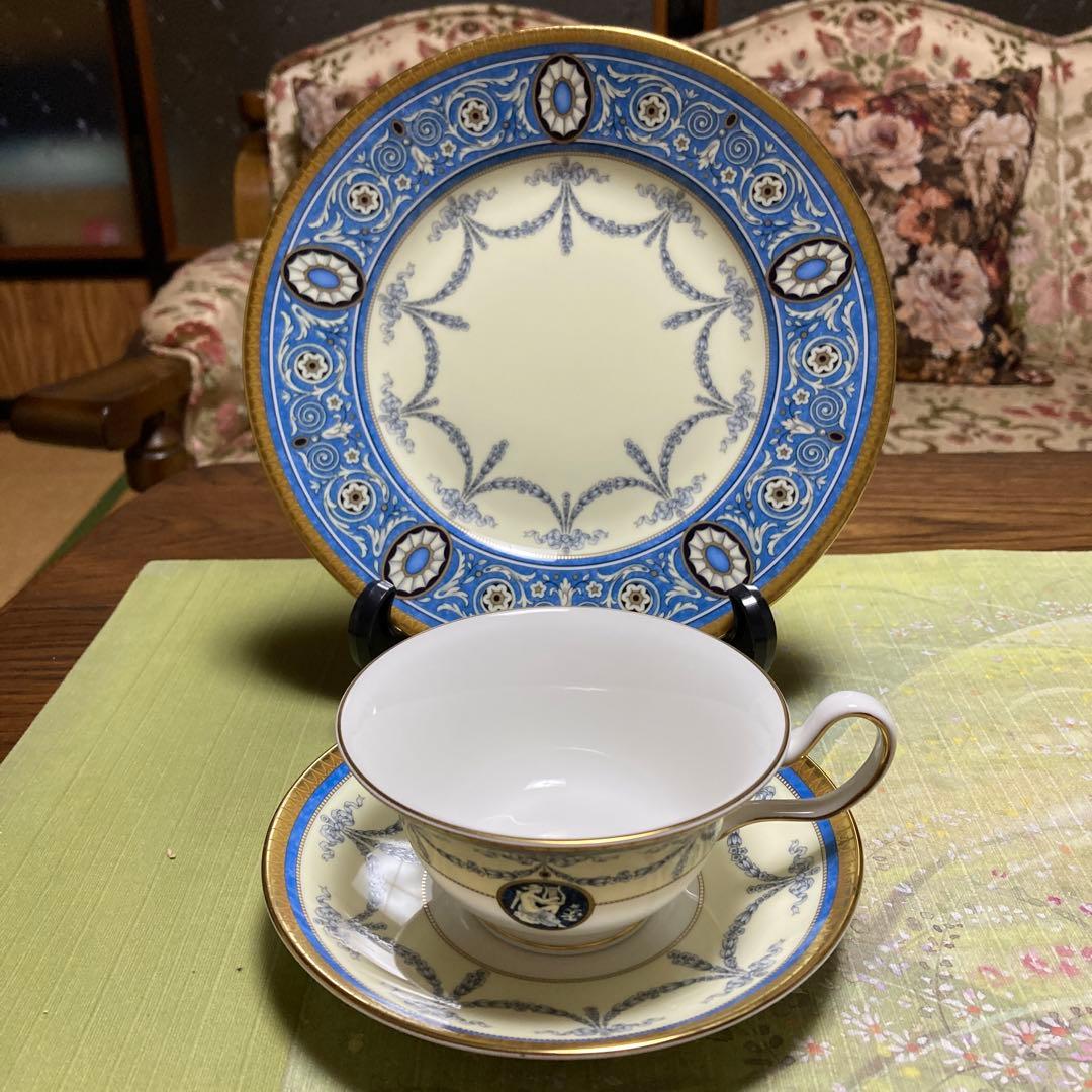 ウェッジウッド　マデリン　トリオセット①