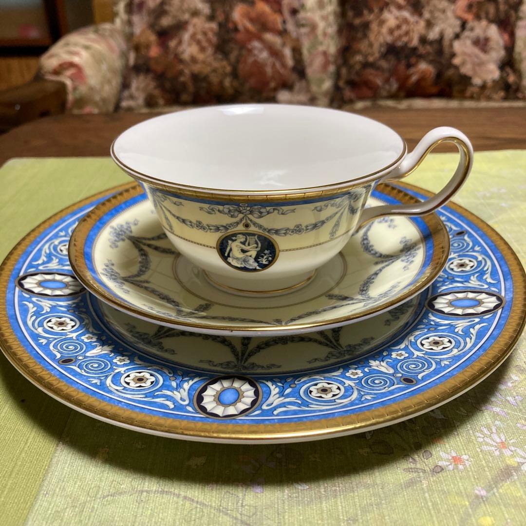 ウェッジウッド　マデリン　トリオセット①