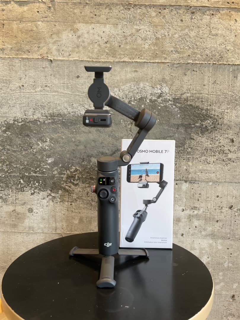 【美品】DJI Osmo Mobile 7 スタビライザー