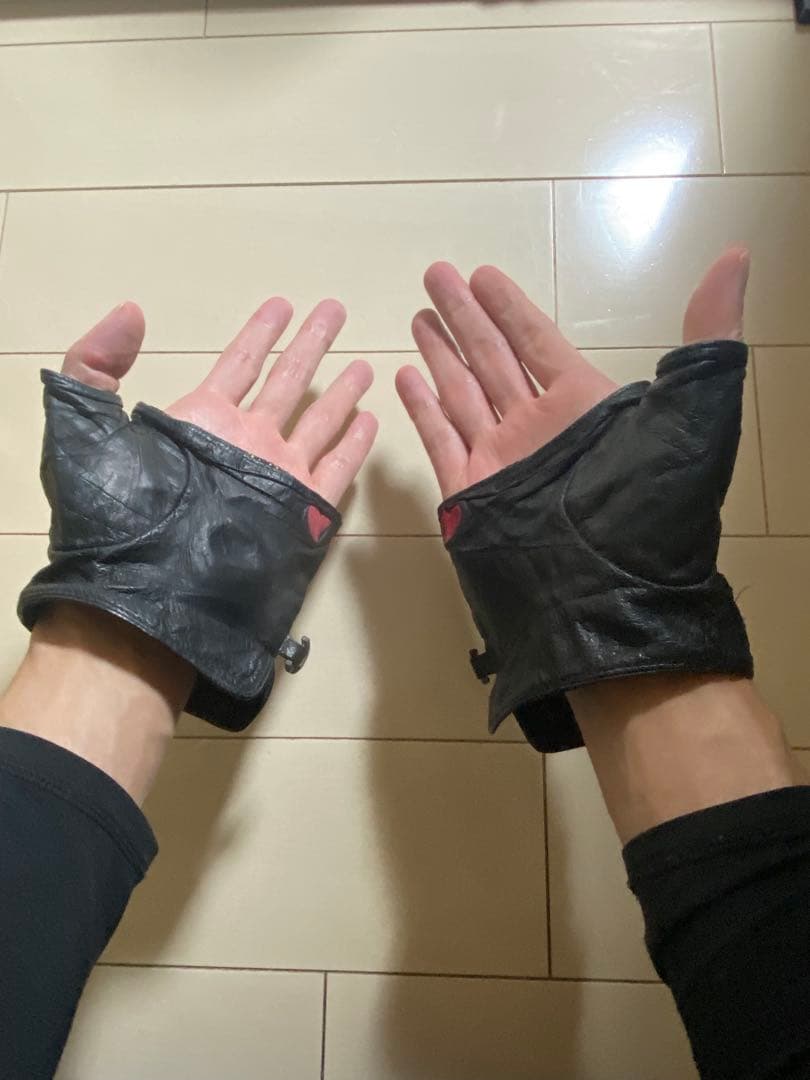 【初期レア】Roen ロエン スカル スワロフスキー レザー 指なしグローブ