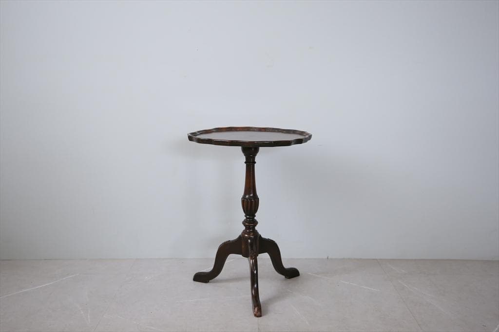 英国アンティーク木製ワインテーブル/サイドテーブル/丸机/飾り棚(89-107)