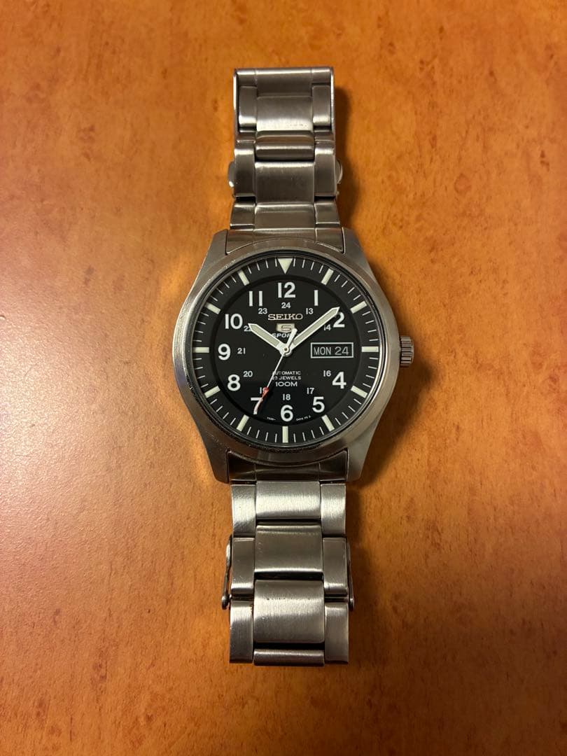 SEIKO セイコーファイブ スポーツ100m ミリタリー SNZG13K1