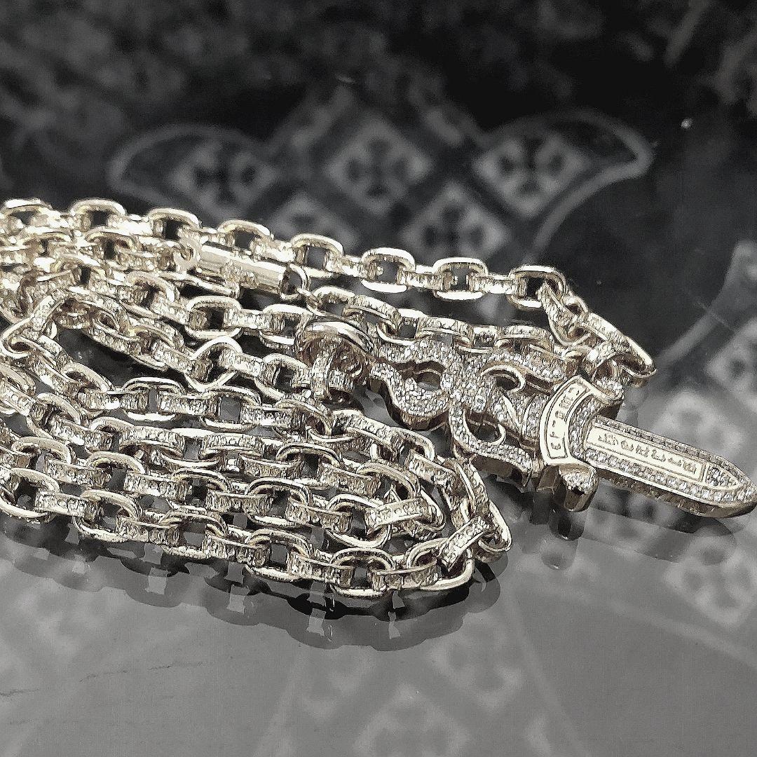 超豪華 18K WG 仕様 ダガー パヴェ ペンダント & ペーパーチェーン