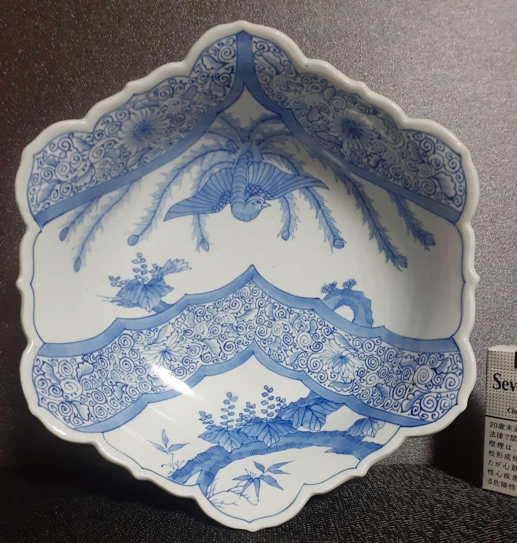 【名品❗】江戸時代後期　古伊万里　染付　鳳凰に桐葉に渦巻き花唐草文様　変形大鉢