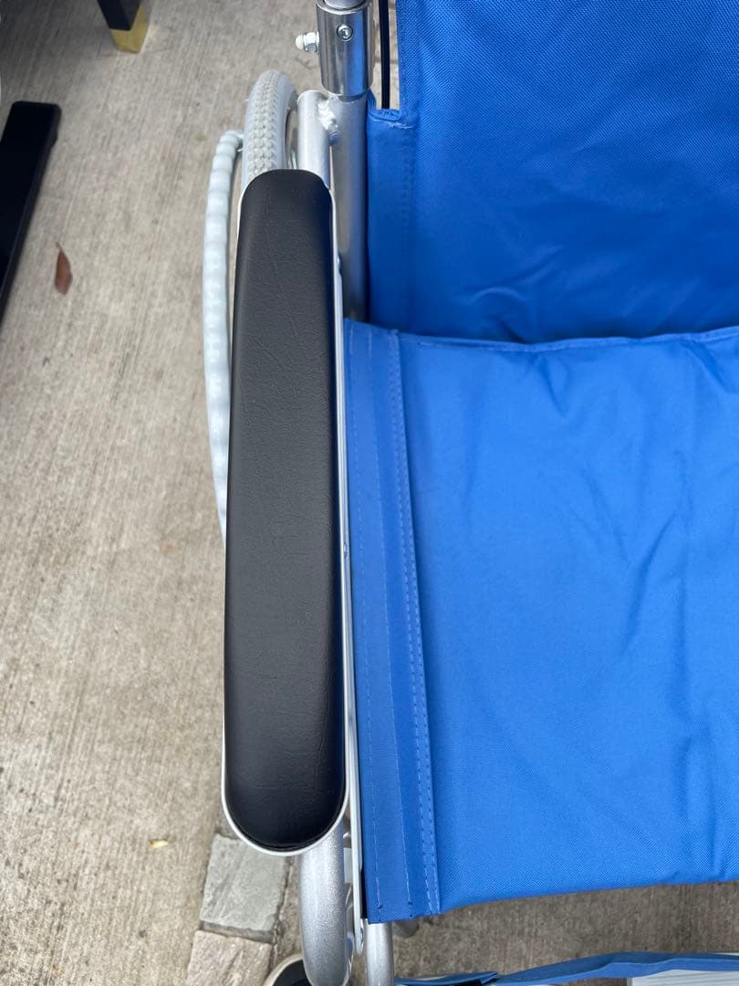 幸和製作所 アルミ製車椅子 ハンドブレーキ付きTacaof BM02