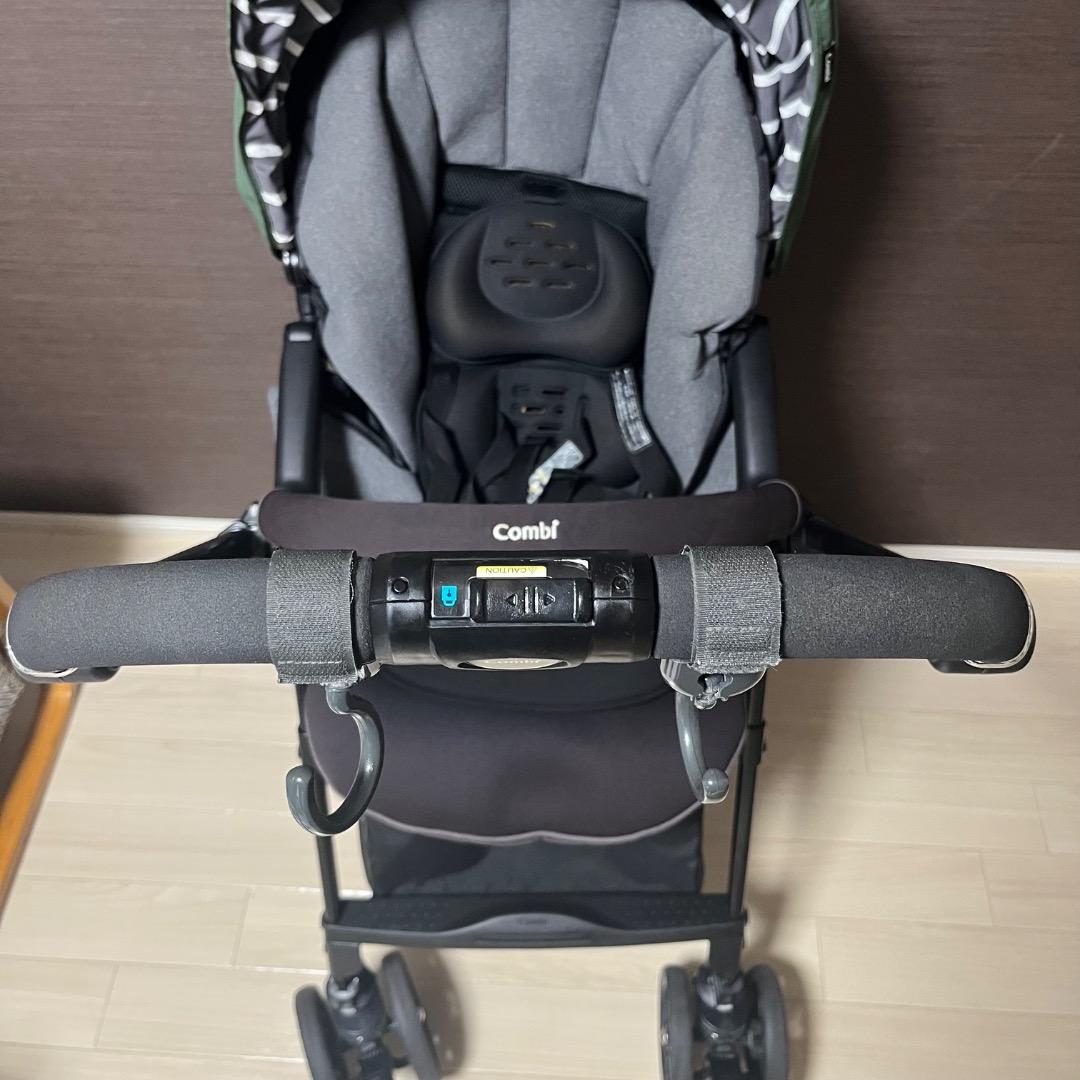 美品　Combi スゴカル　α4 　キャス　エヴァグリーン　エッグショック