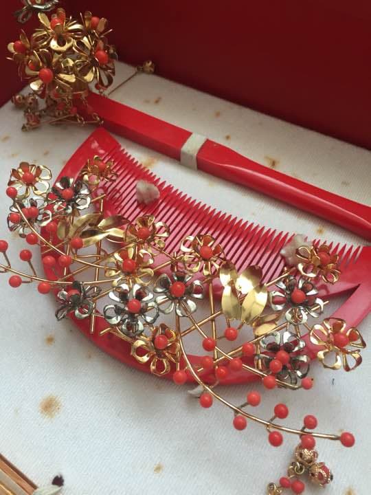 卒業式、成人式、花嫁婚礼用、日本髪かんざし、赤、金