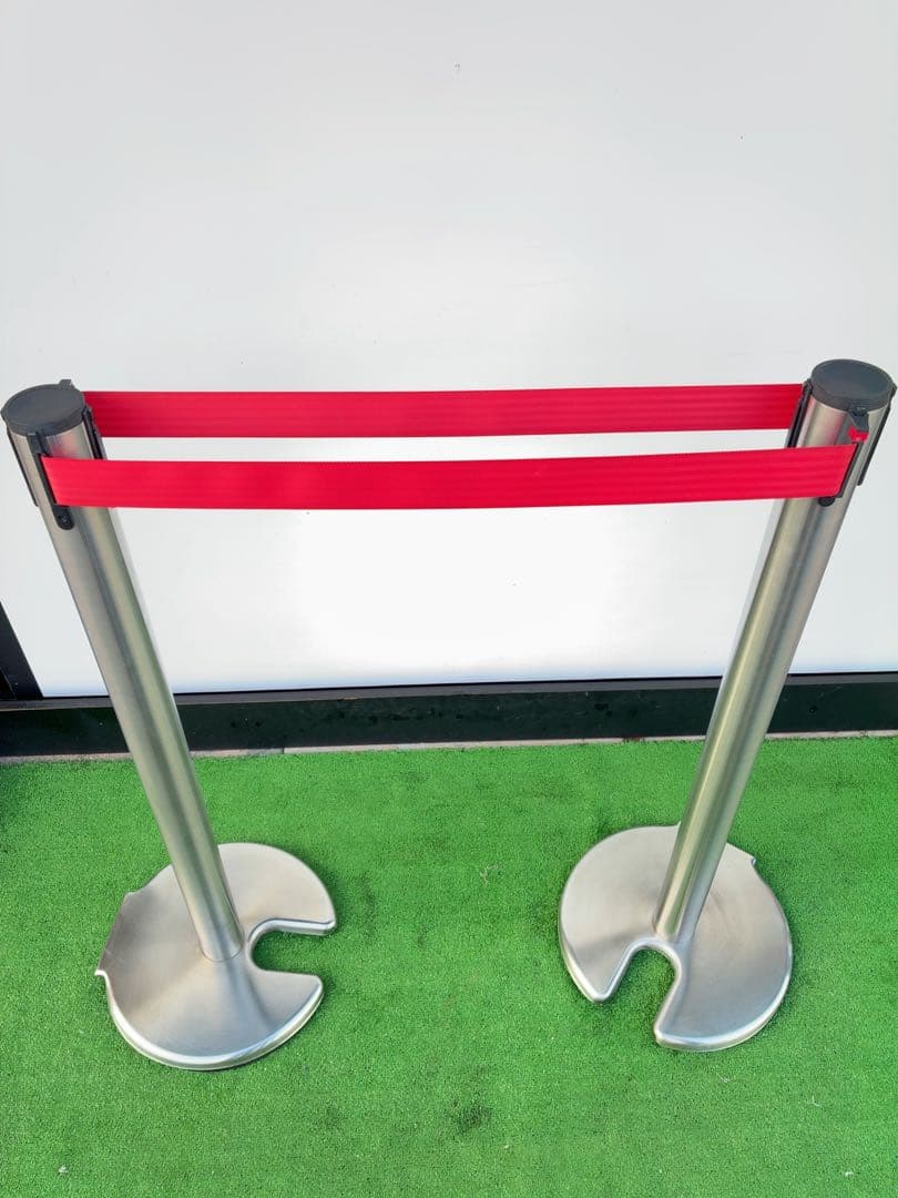 移動ローラー付き ベルトパーテーション2本売り