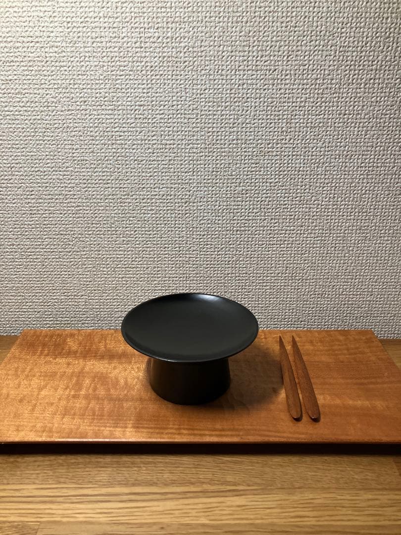 未使用　　黒漆　輪島　漆器作家　石畑哲雄　高坏　高台皿　漆塗り　4寸弱