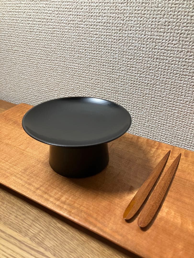 未使用　　黒漆　輪島　漆器作家　石畑哲雄　高坏　高台皿　漆塗り　4寸弱