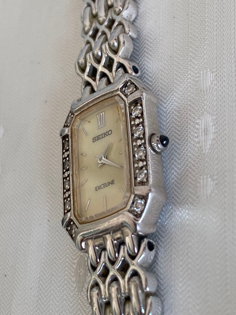 SEIKO セイコー 2E20-7460 エクセリーヌ クオーツ 12pダイヤ
