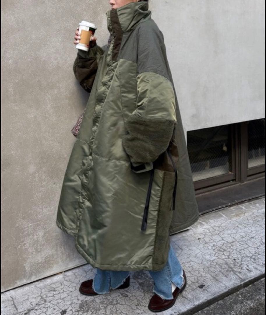 etsinta エシンタ モンスター中綿オーバーコート チャオパニックティピー