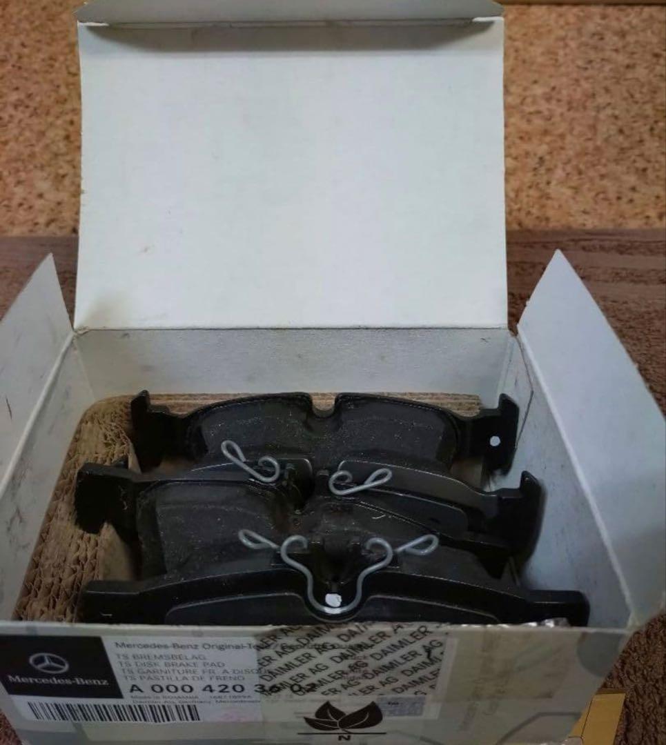 ベンツ 純正W205 AMGラインディスクローターブレーキパッド1台分