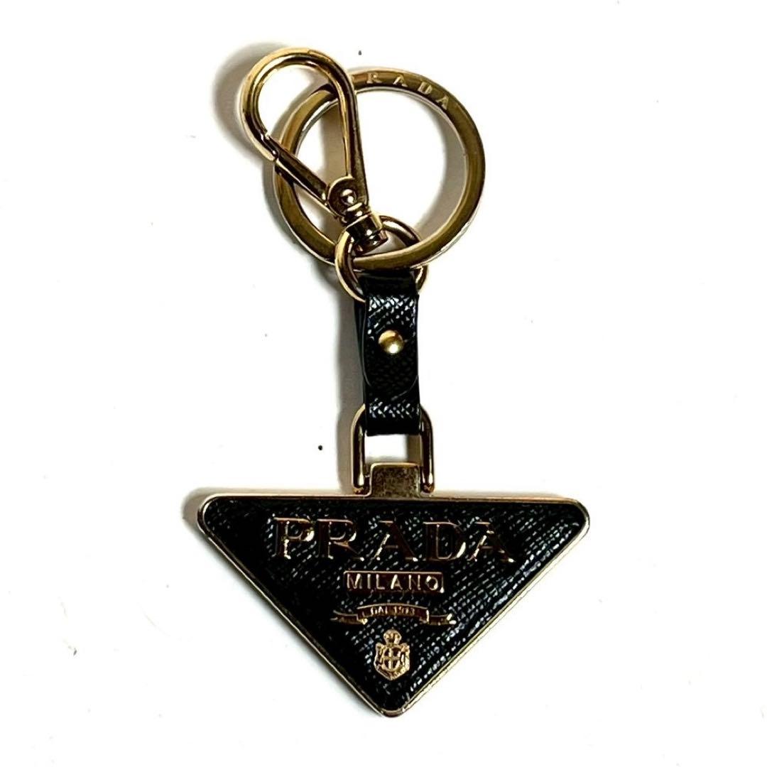 【現行・極美品✨】プラダ サフィアーノレザー メタル キーチェーン 1pp128