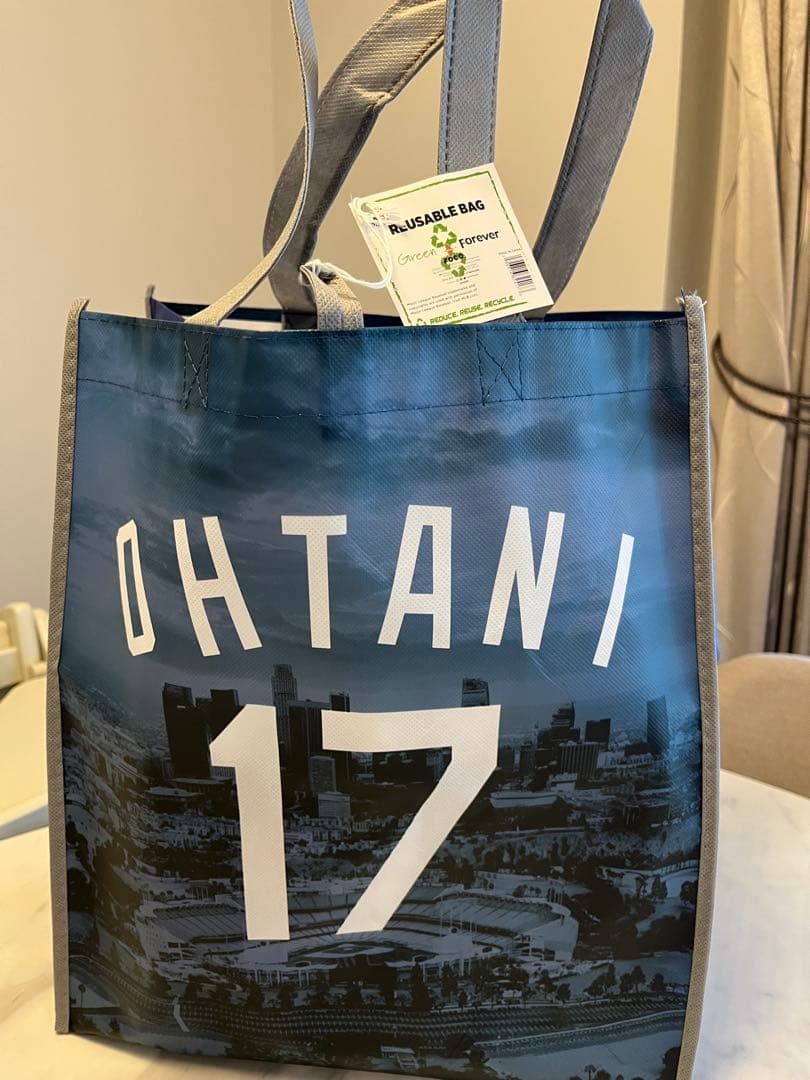 【福袋33000円未使用】ドジャース/大谷/佐々木/ユニホーム、カレンダー他