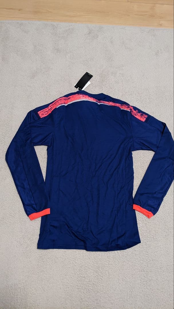 【激レア】新品未使用　サッカー日本代表ユニフォーム　日の丸のみ　五輪用