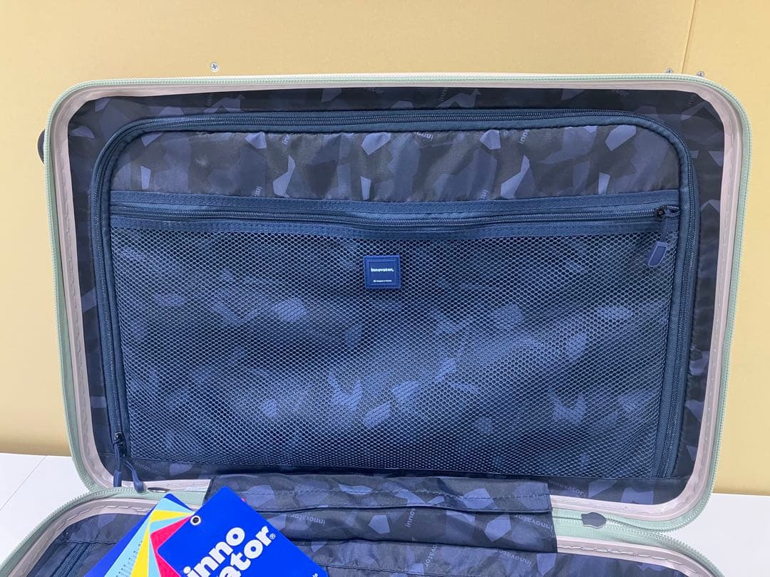 めぐめぐ　イノベーター　55L サンドベージュ　スーツケース