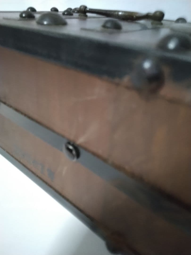 高知信用金庫　貯金箱　千両箱　土佐藩 　山内家 家紋入り