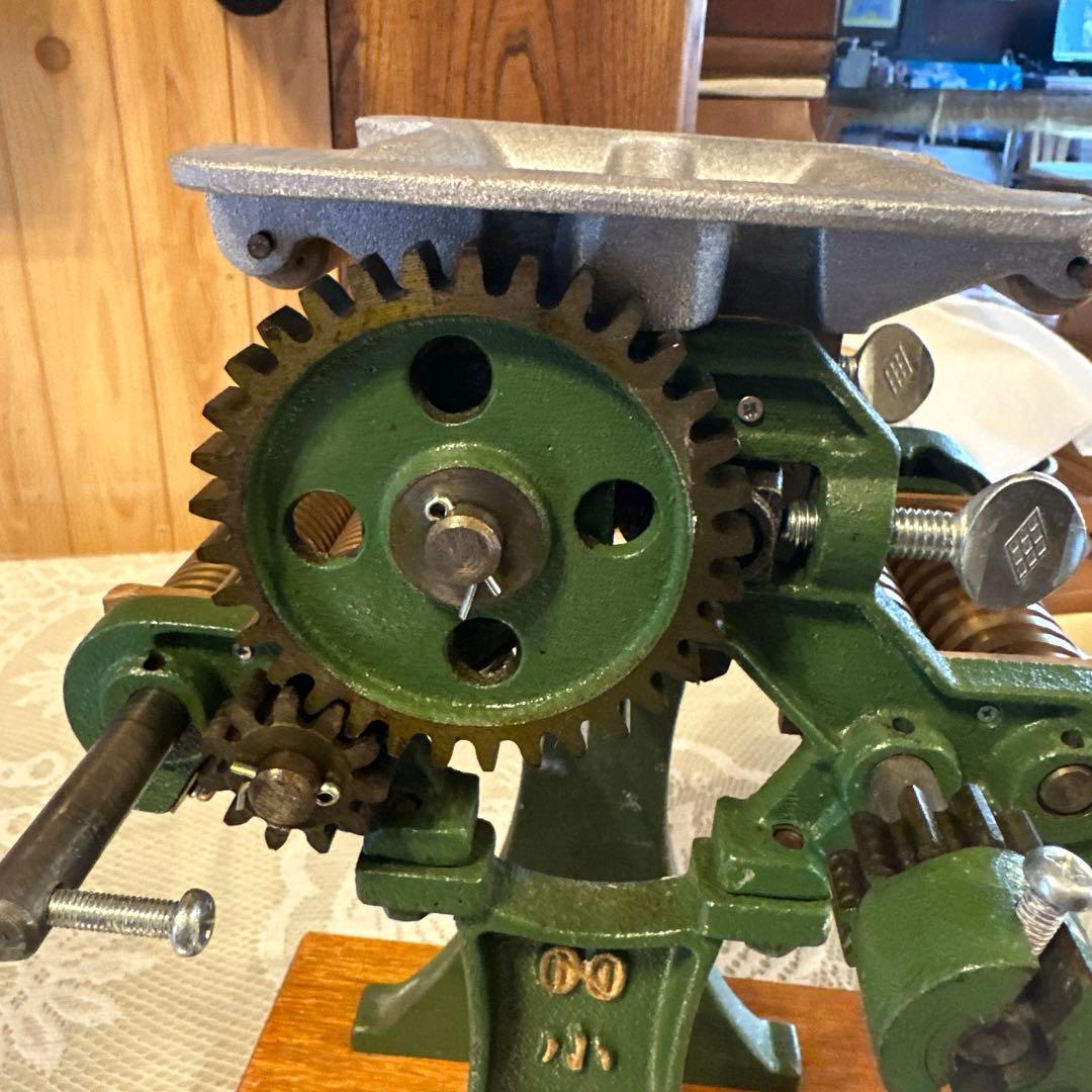 小野式1号型両刃製麺機